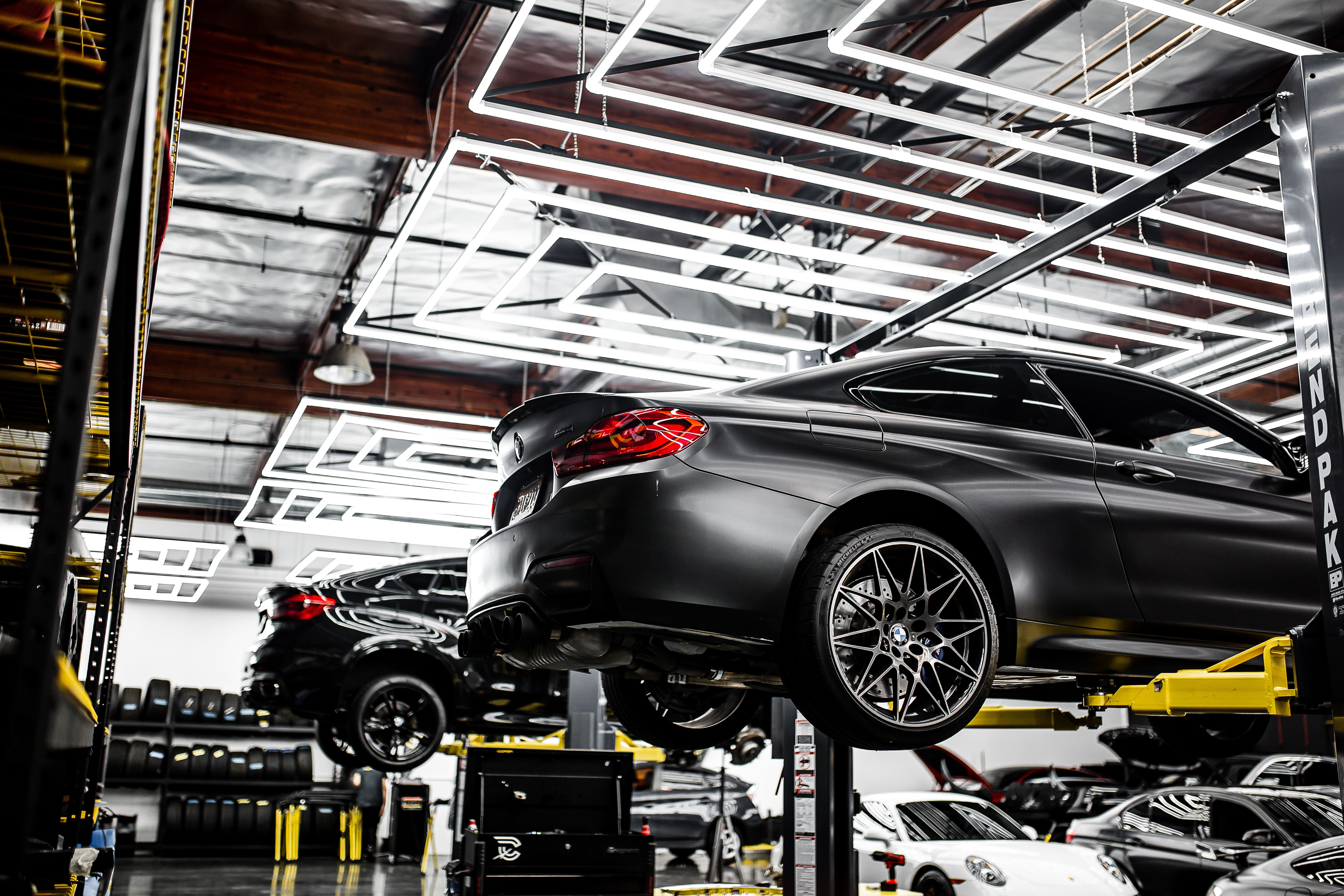 Modern automotive diagnostic equipment